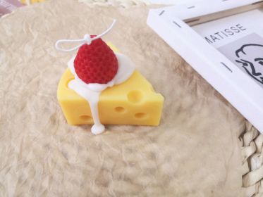 Cheese Scented Candle Sweet Bedroom Decoration Shooting Props Girlfriends Hand Gift Ins (Option: Strawberry cheese)