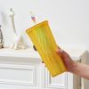 The glass with a lid, the plastic snail cup and straw Brook wall with the lid, the lid is leaked, no BPA, insulating glass, lid and straw, cold glass,